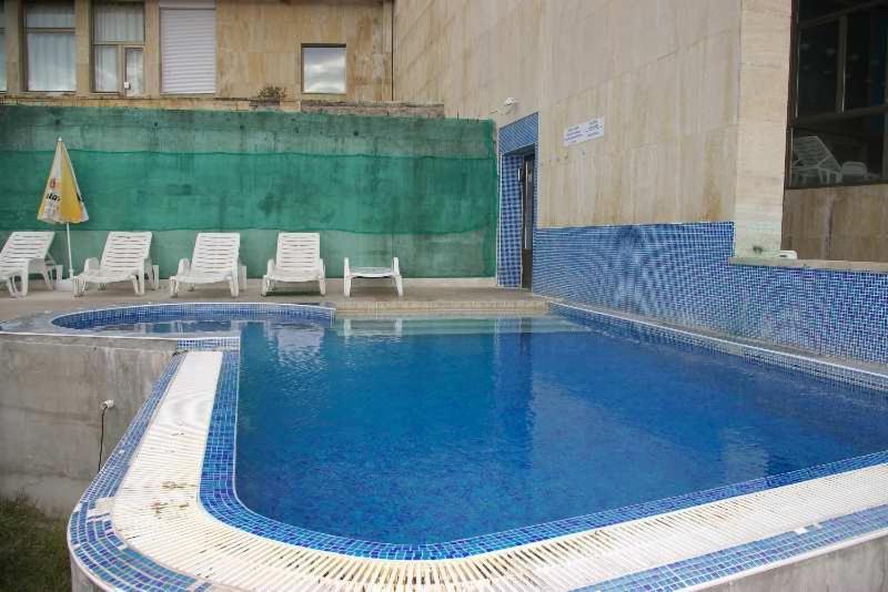 Hotel Saint Vrach Sandanski Bagian luar foto