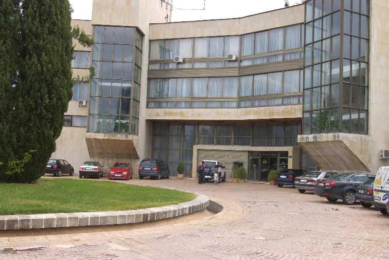 Hotel Saint Vrach Sandanski Bagian luar foto